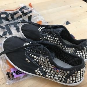 FreeCity studded hand made tennis shoes /NEW/THIS IS THE PRICE